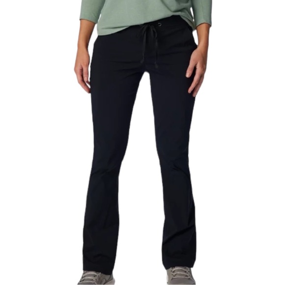 Columbia Women's Pants Anytime Outdoor Boot Cut Pant Omni-Shade Black 12 New - Picture 1 of 8